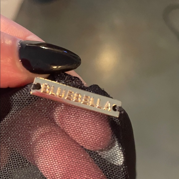 Black Sheer Lace Bodysuit - Picture 3 of 4